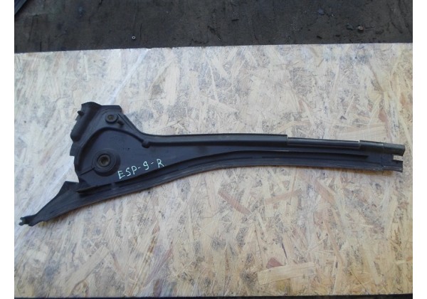 Жабо, планка під лобове скло права Renault Espace 4, 8200101056